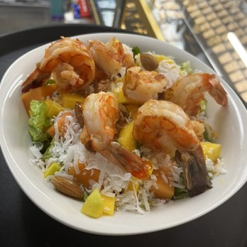 Nostalgia Salvadorena - Ensalada de camarones - Salvadoran Near Me - Hayward, California Nostalgia Salvadorena - Ensalada de camarones - Salvadoran Near Me - Hayward, California