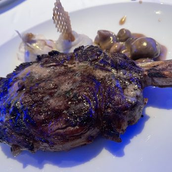 Atlantis Steakhouse - 22oz rib eye - Steakhouses Near Me - RENO, Nevada Atlantis Steakhouse - 22oz rib eye - Steakhouses Near Me - RENO, Nevada