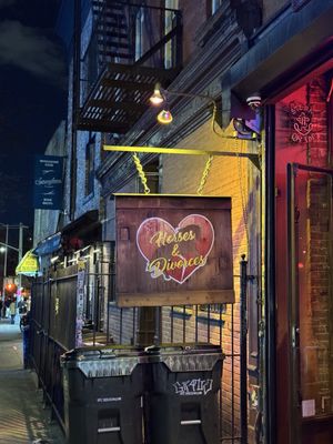 Horses and Divorces by null