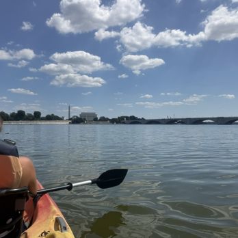 Thompson Boat Center - Washington Monument - Boating Near Me - Washington, DC, District of Columbia