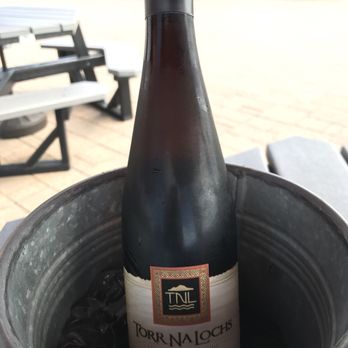 Torr Na Lochs - Muscat Canelli (tastes like honeysuckle) - Wineries Near Me - Burnet, Texas Torr Na Lochs - Muscat Canelli (tastes like honeysuckle) - Wineries Near Me - Burnet, Texas