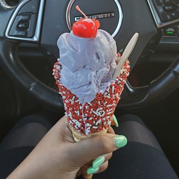 Henry's Homemade Ice Cream - Lavender - Ice Cream & Frozen Yogurt Near Me - Plano, Texas