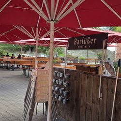 Barfüßer Biergarten im Glacis