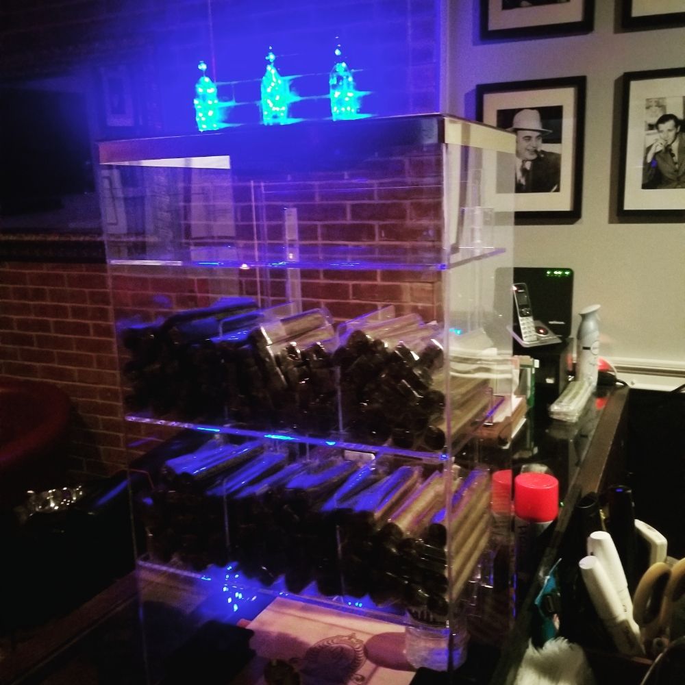 SMOKE AND MIRRORS CIGAR LOUNGE Updated October 2024 77 Photos 614