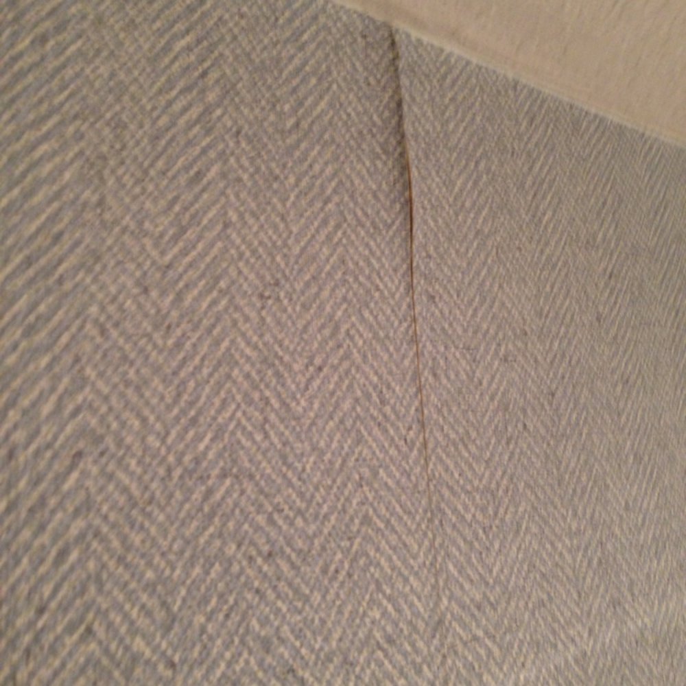 Chase Suite Hotel - Old wallpaper falling off the wall - Hotels Near Me - Newark, California