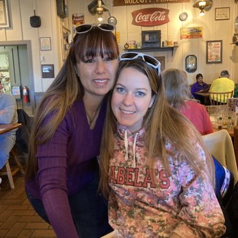 Cracker Barrel Old Country Store - Breakfast & Brunch Near Me - Smyrna, Tennessee Cracker Barrel Old Country Store - Breakfast & Brunch Near Me - Smyrna, Tennessee