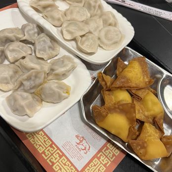 Legend Dumpling And Bao - Poke Near Me - Chicago, Illinois