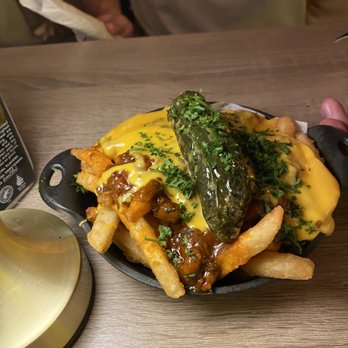 Burgermeister - Brickell - Chilli Cheese Fries Hey - Burgers Near Me - Miami, Florida