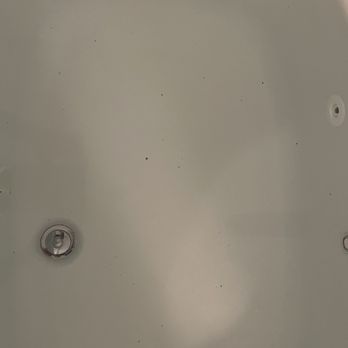 Ocean View Lodge - Mold in whirlpool - Hotels Near Me - Fort Bragg, California