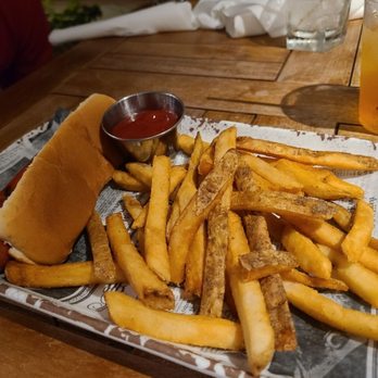 Las Palmas Restaurant - Kid's hot dog and fries - Caribbean Near Me - Guanica, Puerto Rico