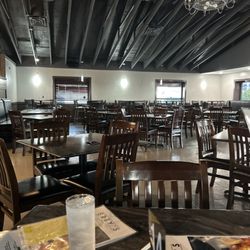 Grey's Social Kitchen & Bar - Sit down restaurant side