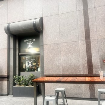 Il Canto Cafe - Courtyard - Coffee & Tea Near Me - San Francisco, California