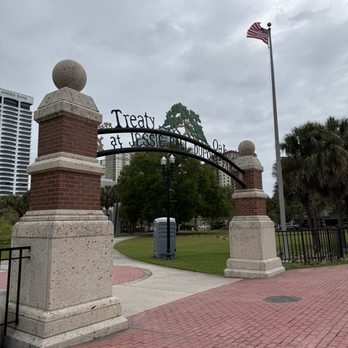 Treaty Oak Park - Parks Near Me - Jacksonville, Florida