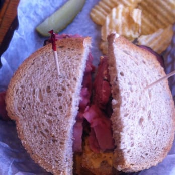 Solly's Bagelry - Smoked meat w rye bread - Bagels Near Me - Vancouver, British Columbia Solly's Bagelry - Smoked meat w rye bread - Bagels Near Me - Vancouver, British Columbia