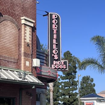 Portillo's Moreno Valley - Burgers Near Me - Moreno Valley, California Portillo's Moreno Valley - Burgers Near Me - Moreno Valley, California