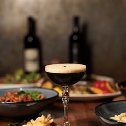 Felina Ridgewood - Cocktail