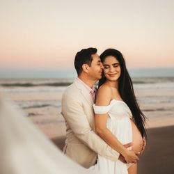 Moments By Madilyn - Cocoa beach maternity photography
