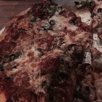 Vintage Pizzeria - Pizza Near Me - Chamblee, Georgia