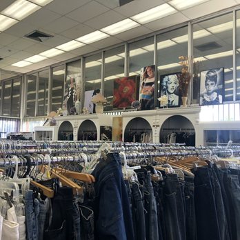 Miami Rescue Mission - Bargain Barn - Thrift Stores Near Me - Miami, Florida Miami Rescue Mission - Bargain Barn - Thrift Stores Near Me - Miami, Florida