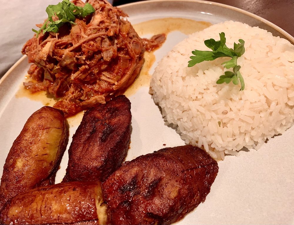 Dulce Vida Latin Bistro