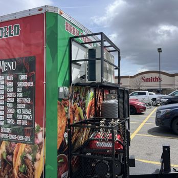 Smith's - 4/7/25 Food truck in parking lot. - Grocery Near Me - Reno, Nevada Smith's - 4/7/25 Food truck in parking lot. - Grocery Near Me - Reno, Nevada