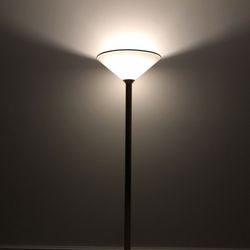 Cyclic Furniture - Mid-century Art Deco Torchiere Floor Lamp in Brass