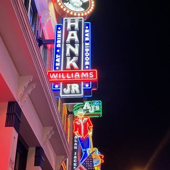 Broadway Historic District - Local Flavor Near Me - Nashville, Tennessee