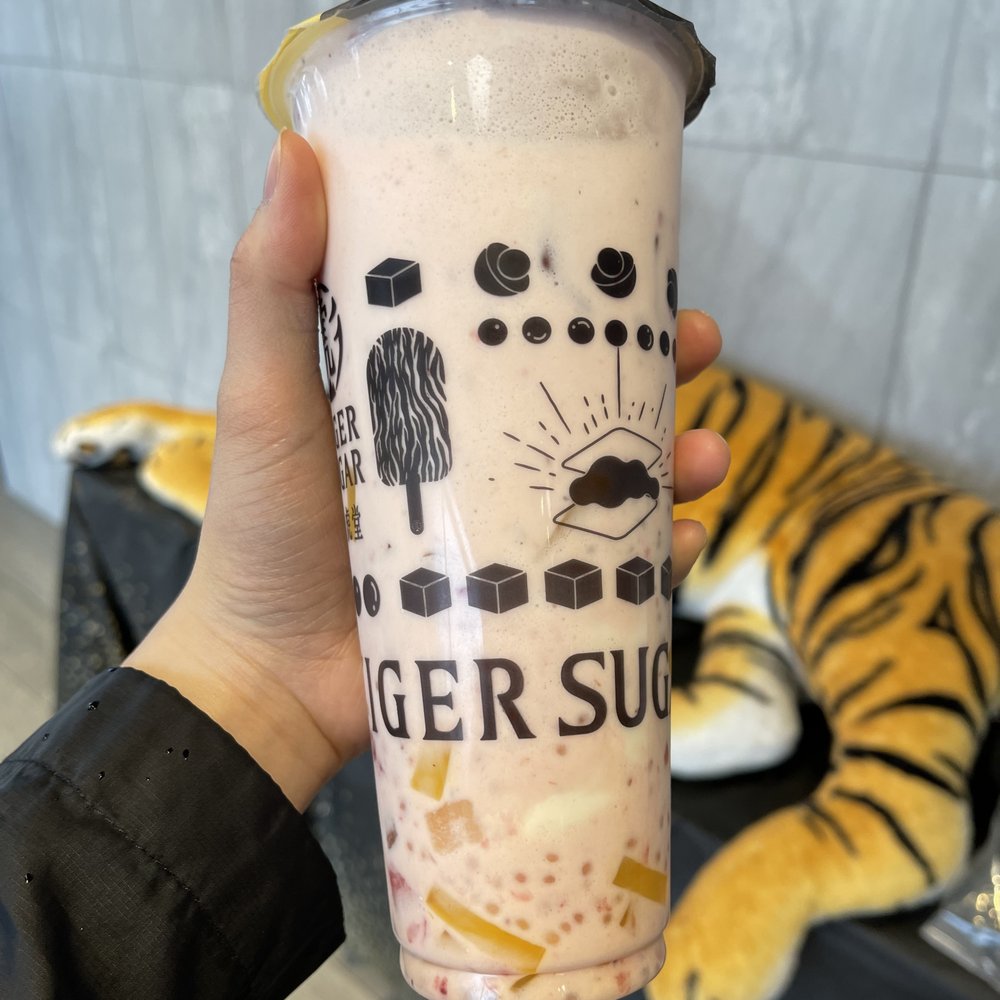Tiger Sugar - Strawberry mochi, sago & mango jelly with cream mousse ($9.25) - Bubble Tea Near Me - Beaverton, Oregon Tiger Sugar - Strawberry mochi, sago & mango jelly with cream mousse ($9.25) - Bubble Tea Near Me - Beaverton, Oregon