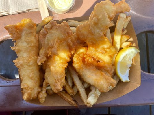 Pajo's Fish & Chips at YVR Airport by null