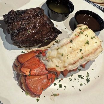 Red Lobster - Steak & Lobster - Wednesday - Seafood Near Me - Nottingham, Maryland