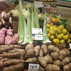 Giant Food Store - This sure made me feel like I was home in the islands!