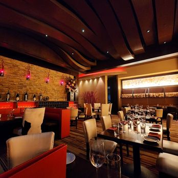 David Burke Prime - the interior of a restaurant - Steakhouses Near Me - Mashantucket, Connecticut