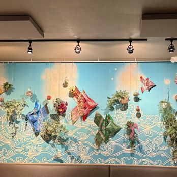 Similan Thai Restaurant - Beautiful interior decor - Thai Near Me - Solana Beach, California