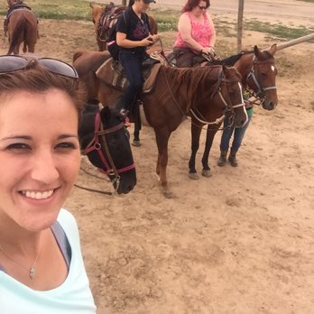 12 Mile Stables - Horseback Riding Near Me - Aurora, Colorado
