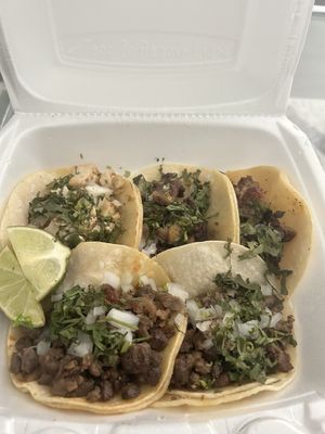 Tacos La Banqueta by null