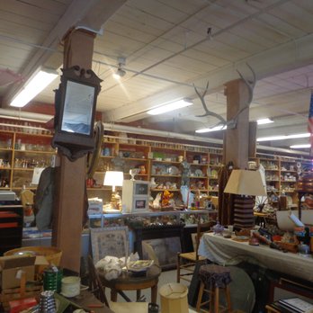 Restoration 51 - Tons of Antiques Everywhere. - Antiques Near Me - Putnam, Connecticut