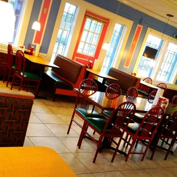 Sam's Southern Eatery - Inside restaurant - Southern Near Me - Bossier City, Louisiana
