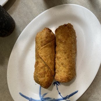 Golden Bull Restaurant - A01 Egg Roll 1 Pc - Seafood Near Me - Chicago, Illinois Golden Bull Restaurant - A01 Egg Roll 1 Pc - Seafood Near Me - Chicago, Illinois