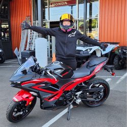 Bob Lanphere's Beaverton Motorcycles - 2025 Kawasaki Ninja 500 ABS