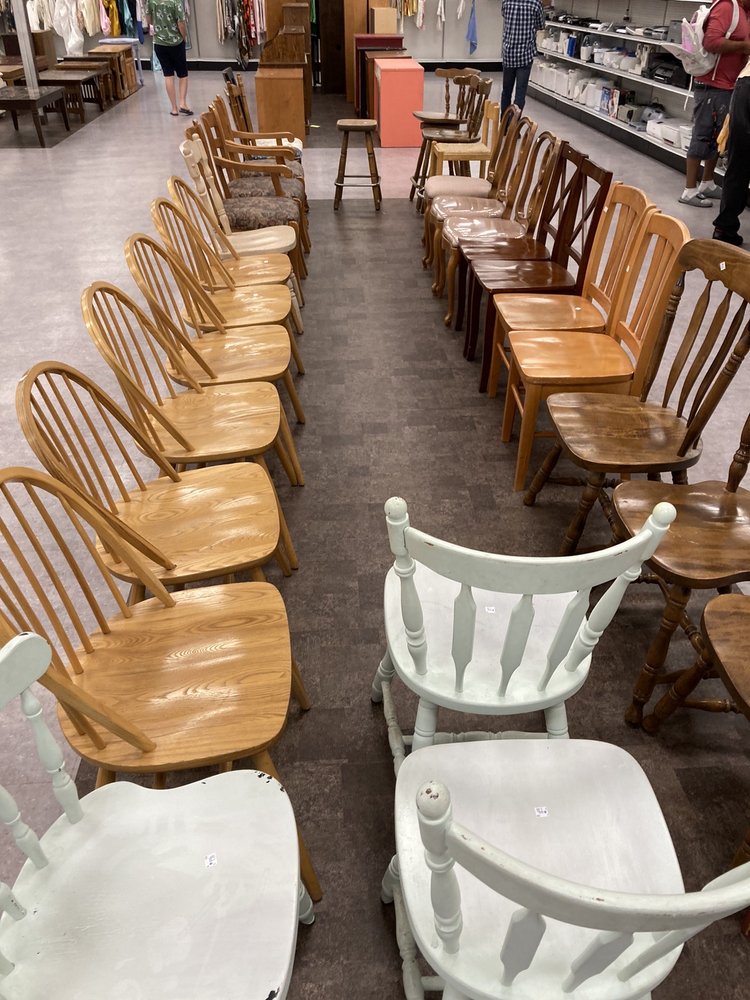 DESERET INDUSTRIES STORES Updated October 2024 10 Photos & 17