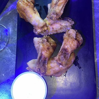 Splash Supper Club - Chicken wings #2 - Lounges Near Me - Las Vegas, Nevada Splash Supper Club - Chicken wings #2 - Lounges Near Me - Las Vegas, Nevada