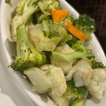 El Viejo Yayo - Side of Steamed Mixed VegetablesVegetable - Latin American Near Me - Brooklyn, New York El Viejo Yayo - Side of Steamed Mixed VegetablesVegetable - Latin American Near Me - Brooklyn, New York