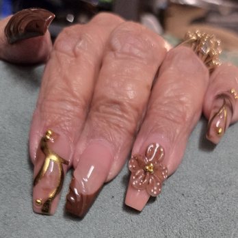 Kauai Nail Spa - 5 stars   for Sabrina aka @tropicaltipsies at Kaua'i Nail Spa! She's amazing at designs, love  her! - Nail Salons Near Me - Kapaa, Hawaii