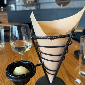 Smokecraft Modern Barbecue - Barbeque Near Me - Arlington, Virginia Smokecraft Modern Barbecue - Barbeque Near Me - Arlington, Virginia