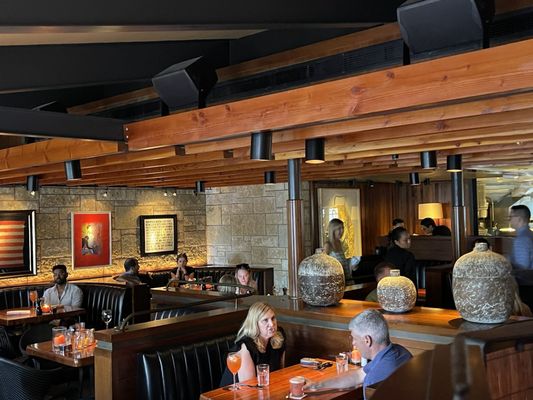 The Honor Bar by null