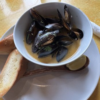 Marnas Eatery and Lounge - Mussels - Breakfast & Brunch Near Me - Minneapolis, Minnesota Marnas Eatery and Lounge - Mussels - Breakfast & Brunch Near Me - Minneapolis, Minnesota