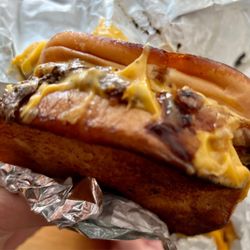 MrBeast Burger - Karl's Deluxe