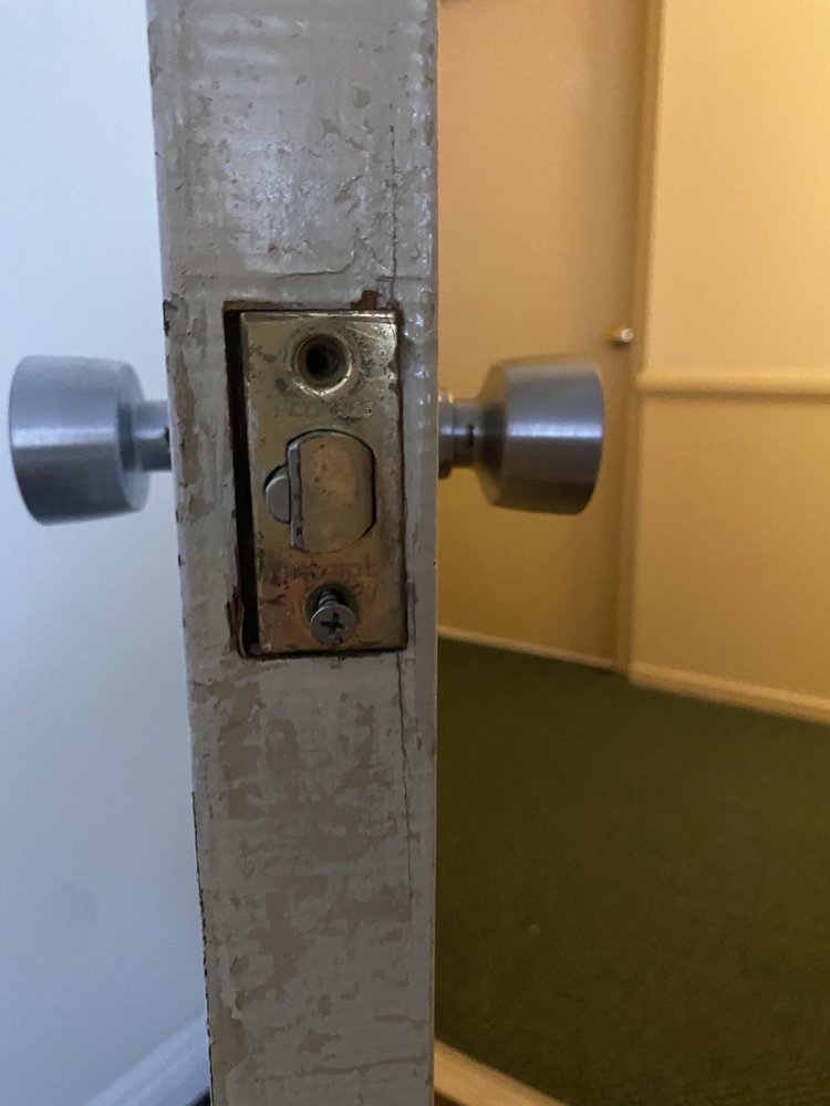 EXPRESS LOCKSMITH Updated October 2024 79 Reviews 8380 Santa