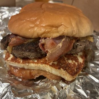 STOP 19 - Cheeseburger (No Pineapple) - Colombian Near Me - San Carlos, California STOP 19 - Cheeseburger (No Pineapple) - Colombian Near Me - San Carlos, California