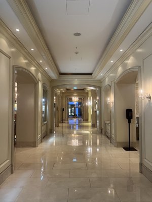 Steigenberger Frankfurter Hof by null